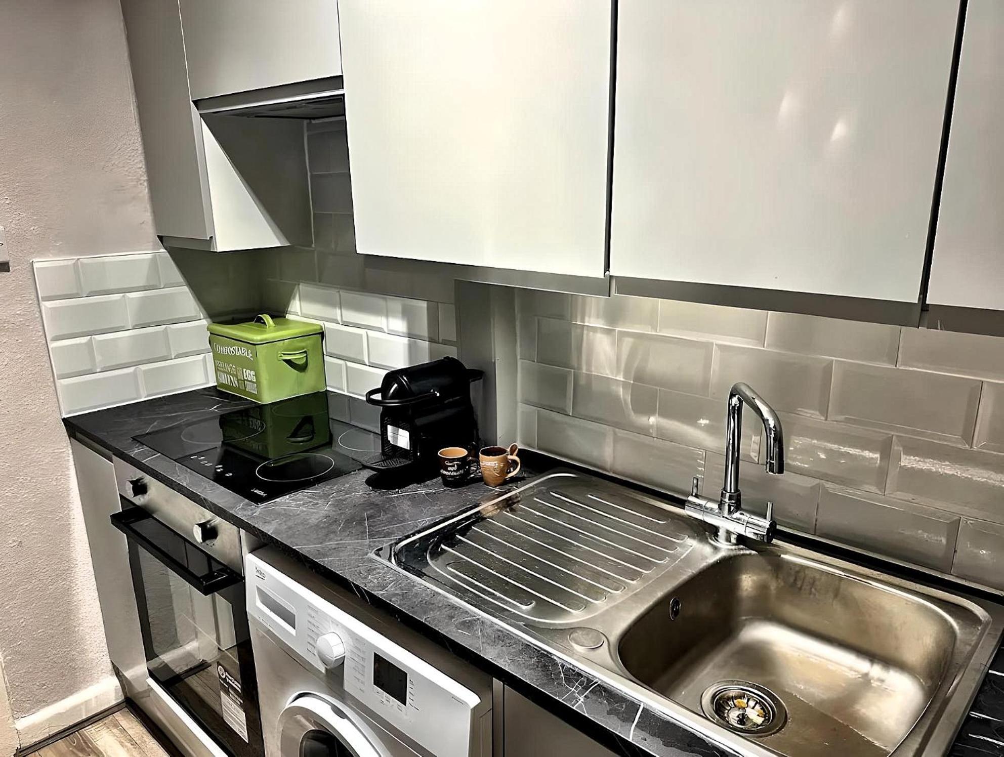 شقة Brixton Hill Retreat Modern And Cosy لندن المظهر الخارجي الصورة